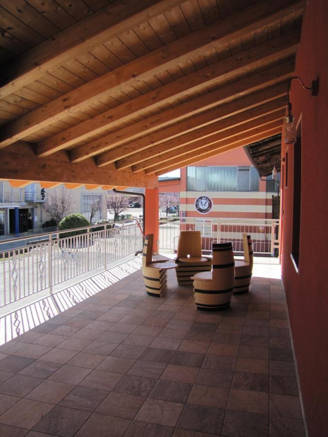 Отель Vino E Turismo San Defedente di Cervasca Экстерьер фото